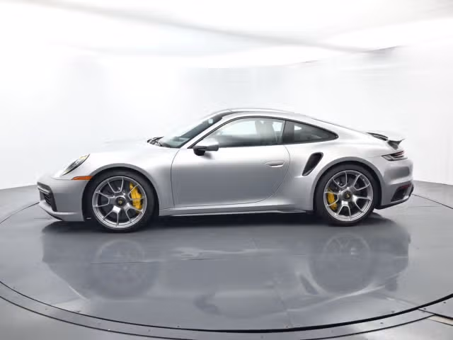 2025 Porsche 911 Turbo S - Photo 10