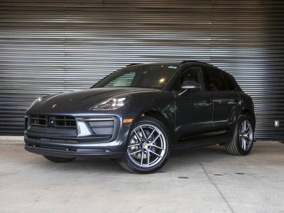 2026 Porsche Macan