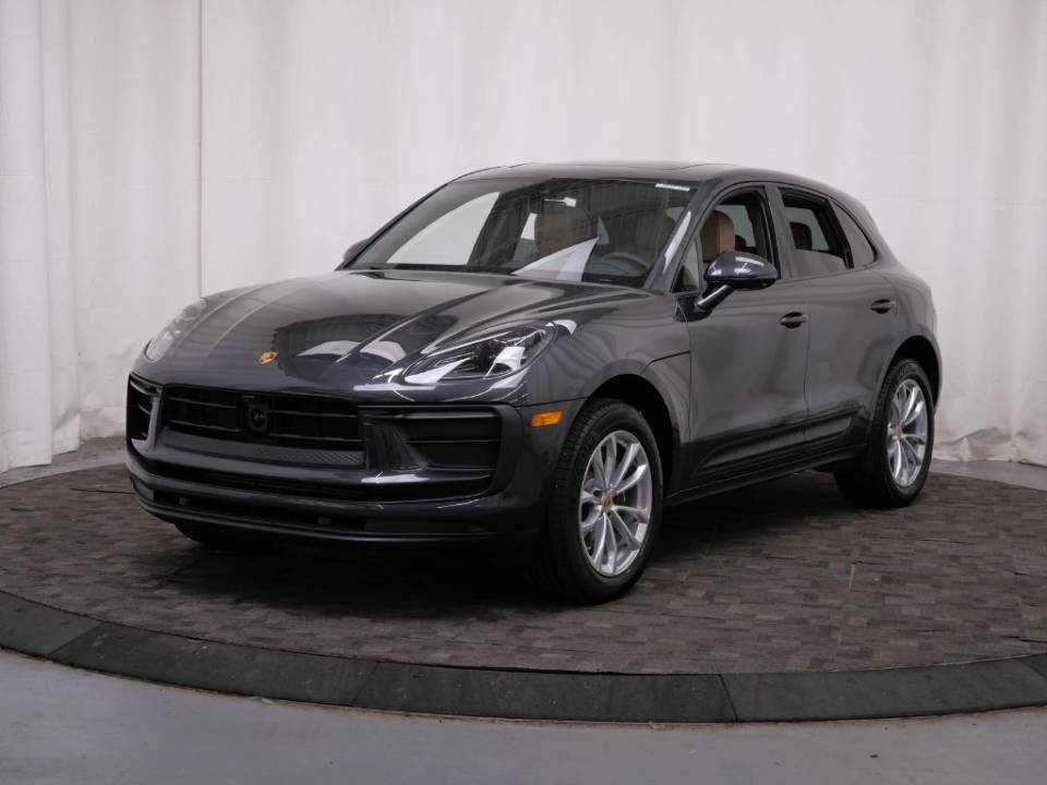2026 Porsche Macan T