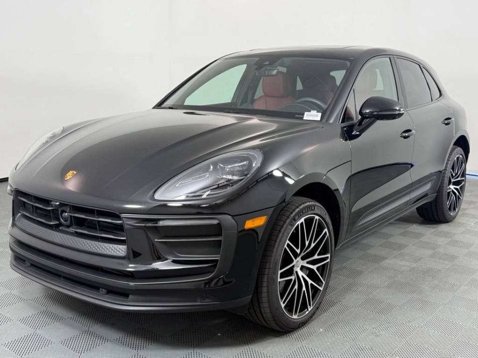 2026 Porsche Macan