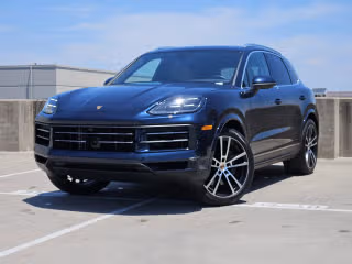 2025 Porsche Cayenne -'s photo