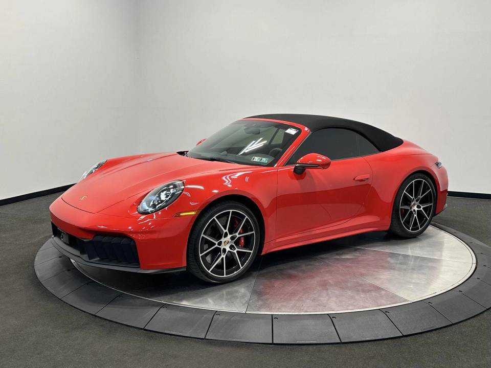 2025 Porsche 911 GTS