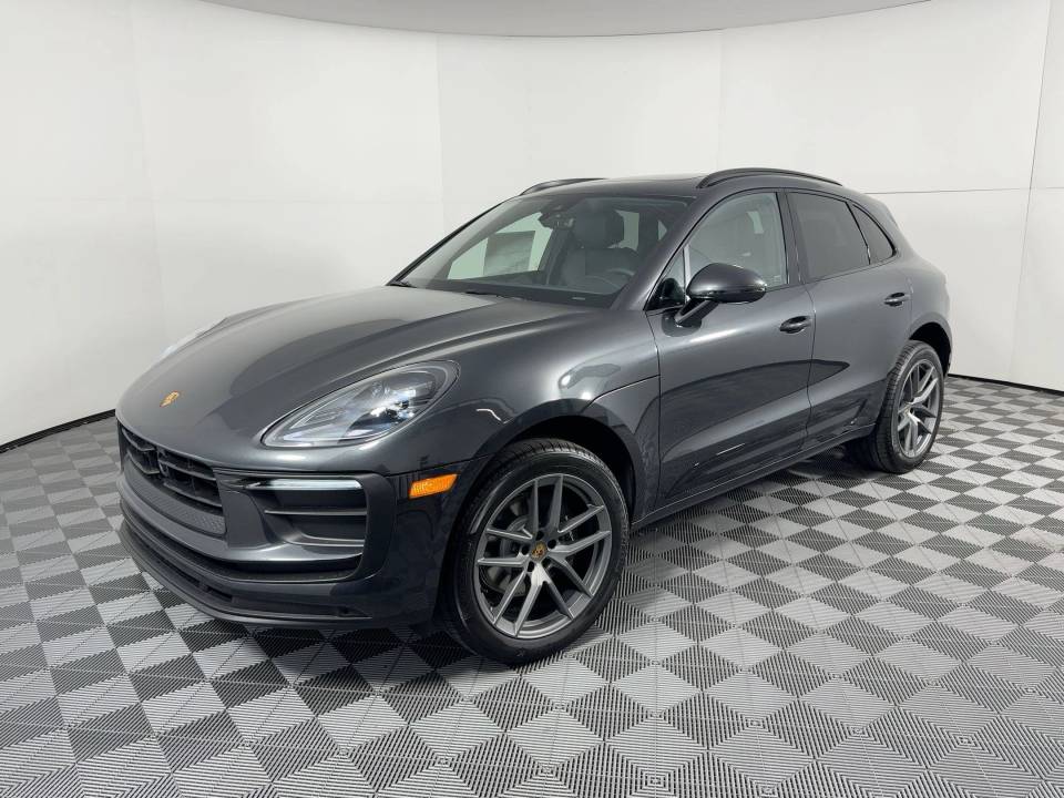 2026 Porsche Macan