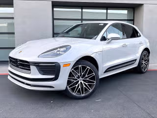 2026 Porsche Macan's photo