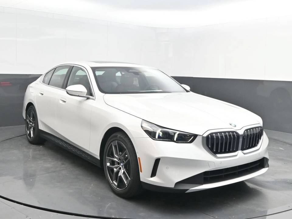 2026 BMW 5 Series 530i
