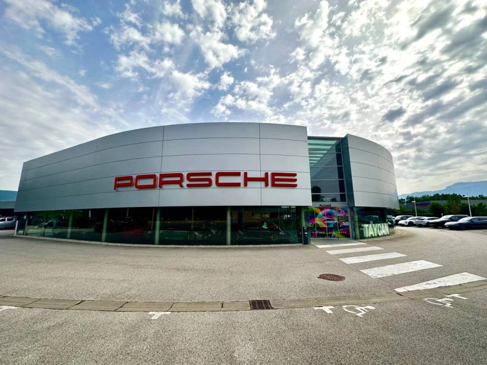 Avis Sur Centre Porsche Annecy