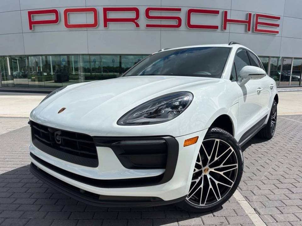 2026 Porsche Macan