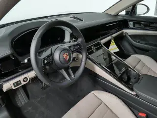 2026 Porsche Panamera Base - Photo 29