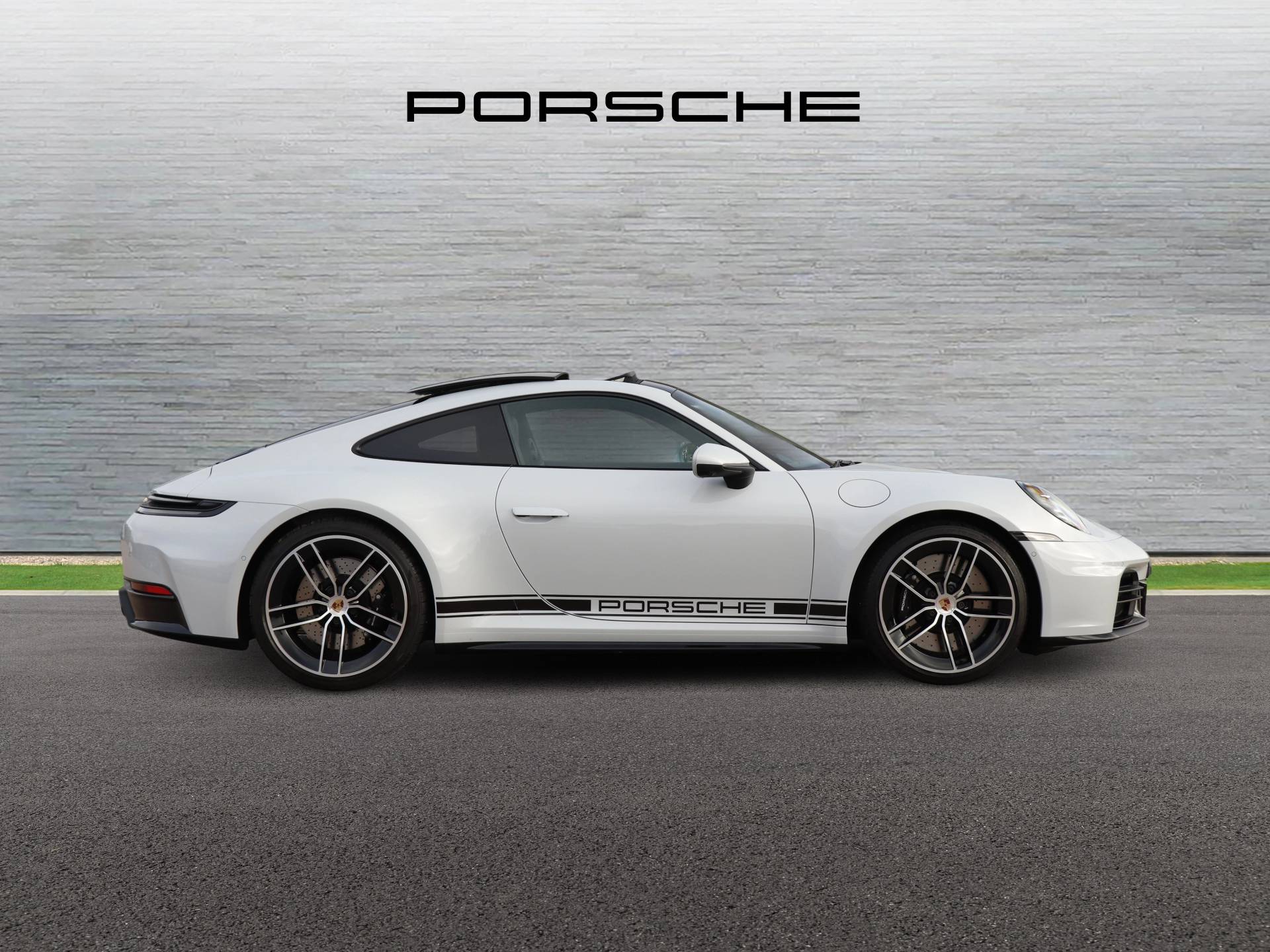 911 Carrera 4S, photo 2 of 33
