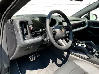 2026 Porsche Cayenne Coup S E-Hybrid - Photo 29