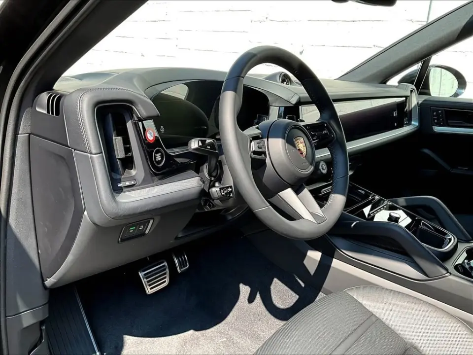 2026 Porsche Cayenne Coup S E-Hybrid - Photo 31