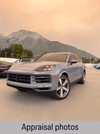 2024 Porsche Cayenne E-Hybrid's photo