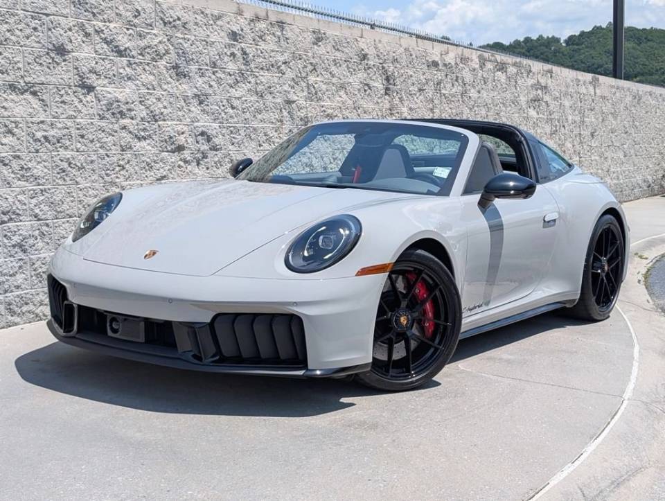 2026 Porsche 911 Targa 4 GTS