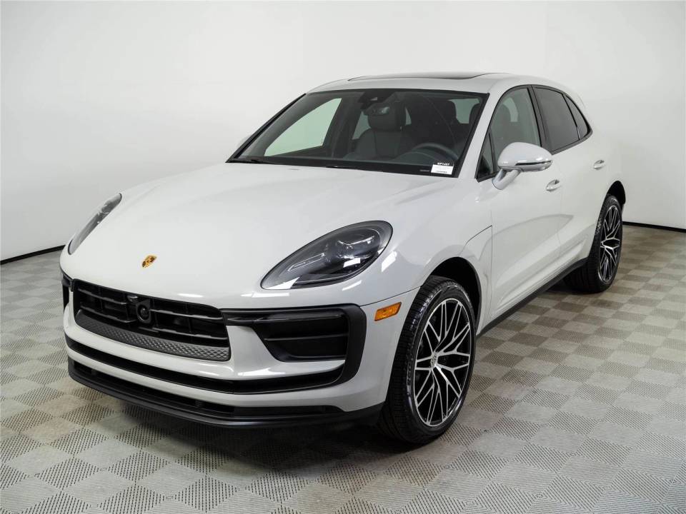 2026 Porsche Macan