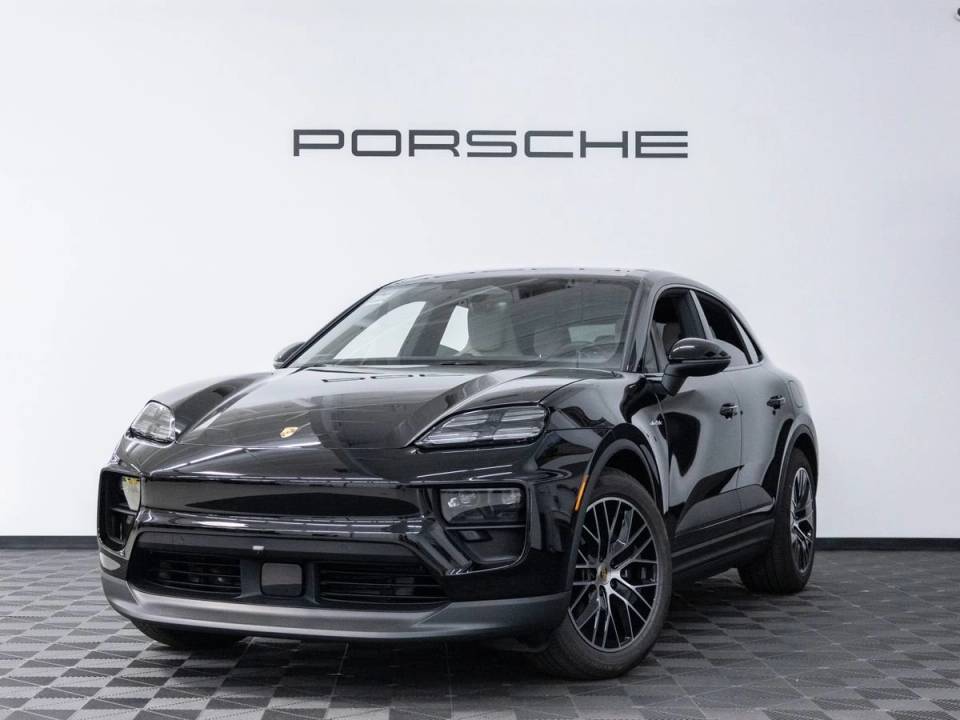 2026 Porsche Macan