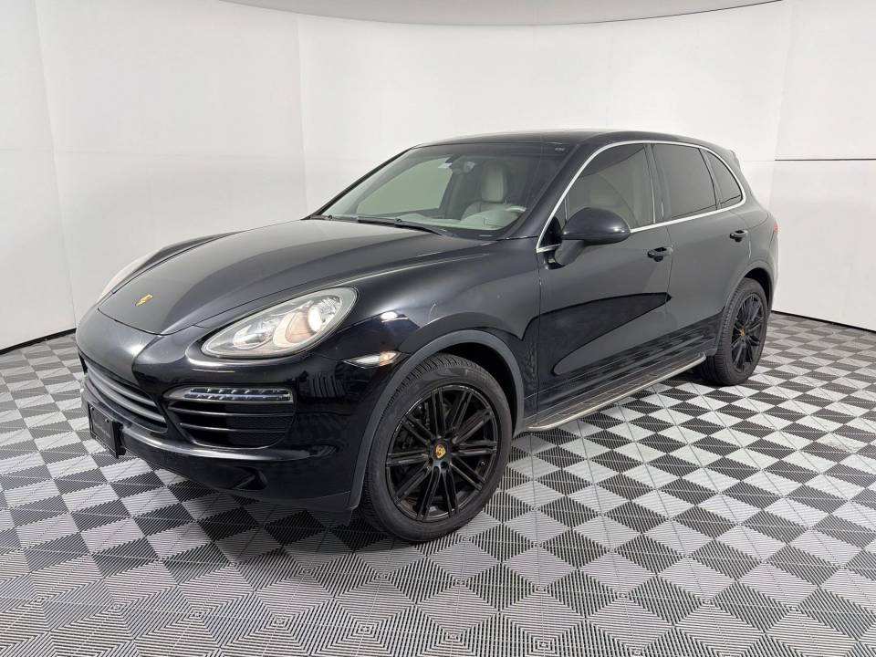 2012 Porsche Cayenne Base