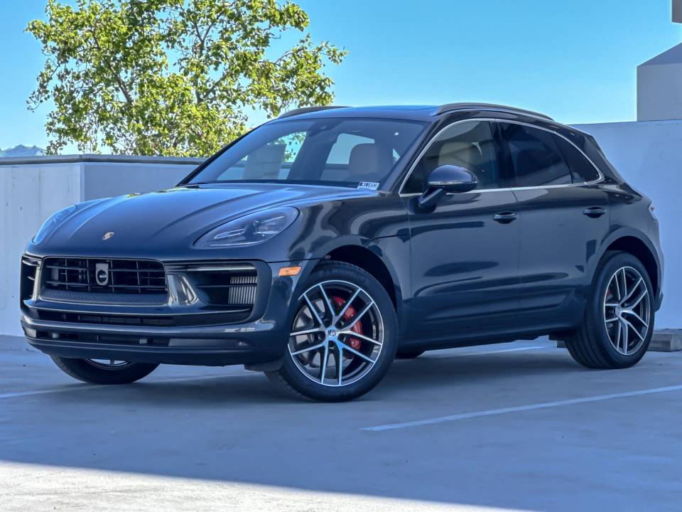 2026 Porsche Macan