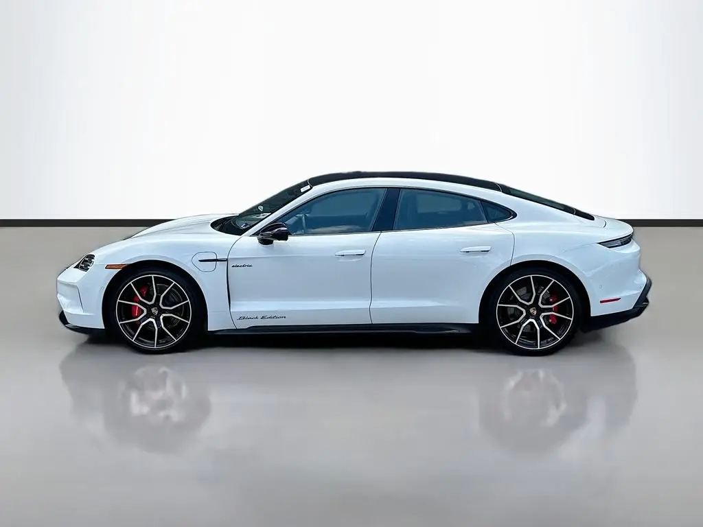 2026 Porsche Taycan S - Photo 16
