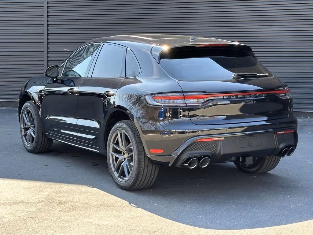 2026 Porsche Macan T - Photo 20