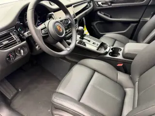 2026 Porsche Macan Base - Photo 29