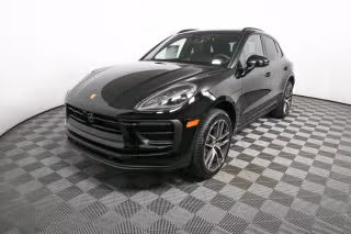 2026 Porsche Macan's photo