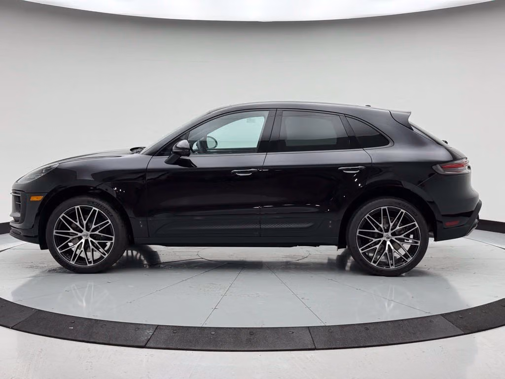 2026 Porsche Macan Base - Photo 12