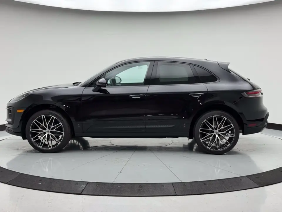 2026 Porsche Macan Base - Photo 15