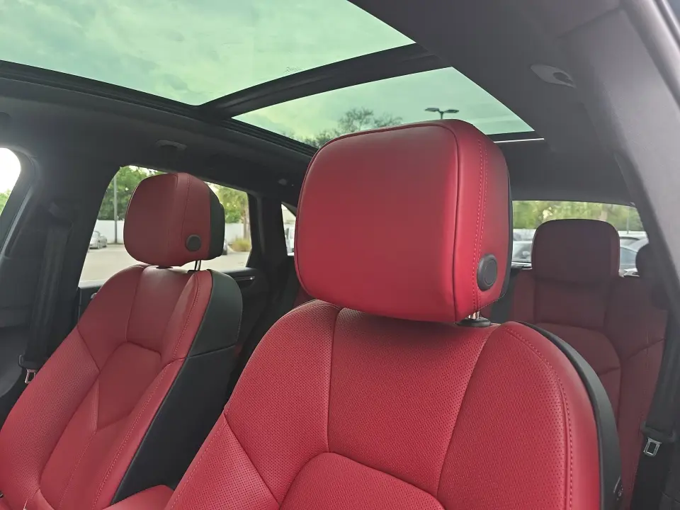 2026 Porsche Macan Base - Photo 39