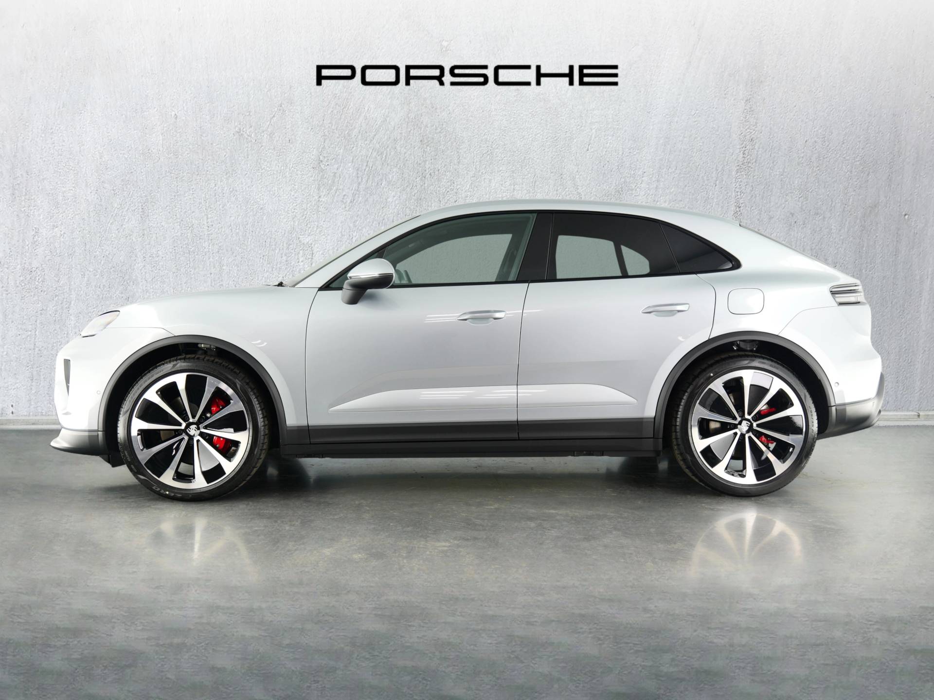 Macan 4S, photo 2 of 33