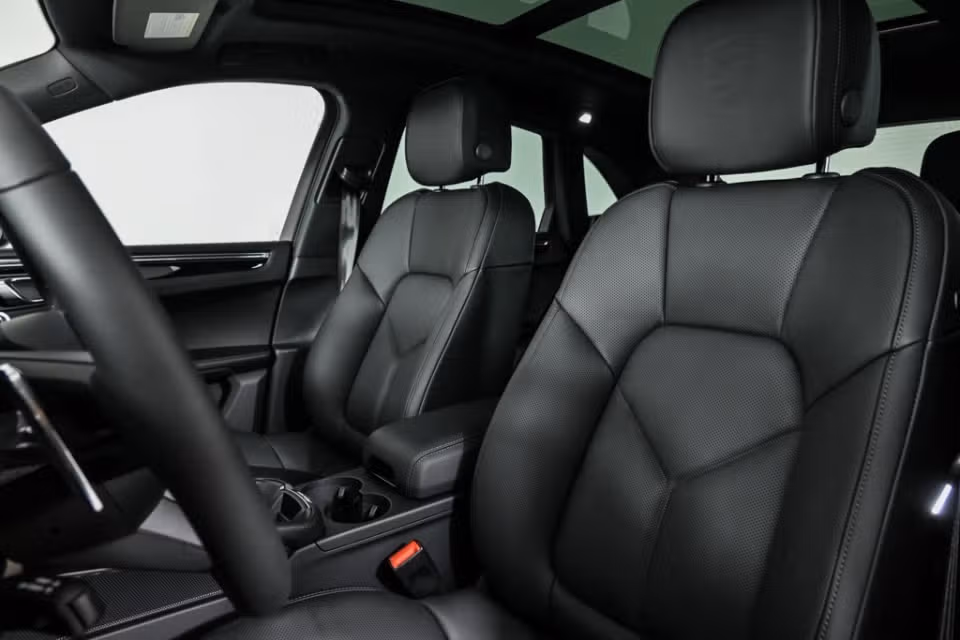 2026 Porsche Macan Base - Photo 35