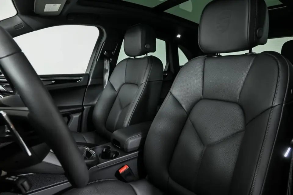 2026 Porsche Macan Base - Photo 39