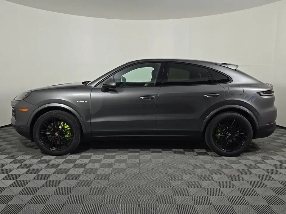 2025 Porsche Cayenne Coup E-Hybrid - Photo 15