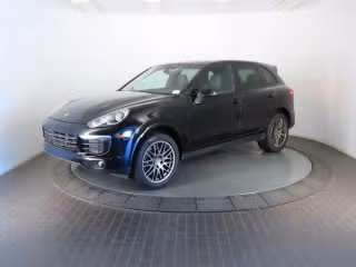 2017 Porsche Cayenne Platinum Edition's photo