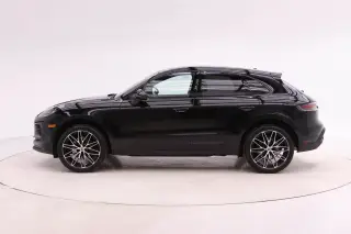 2025 Porsche Macan - Photo 13