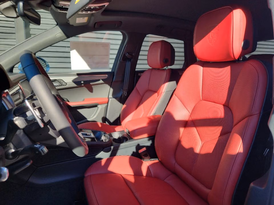 2026 Porsche Macan S - Photo 35