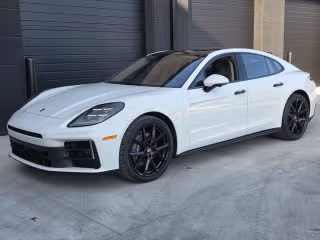 2025 Porsche Panamera
