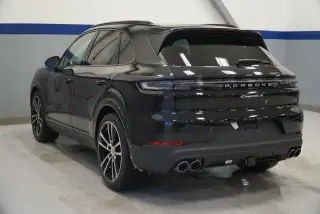 2026 Porsche Cayenne S - Photo 21