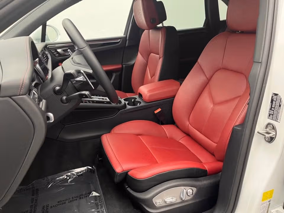 2026 Porsche Macan Base - Photo 35