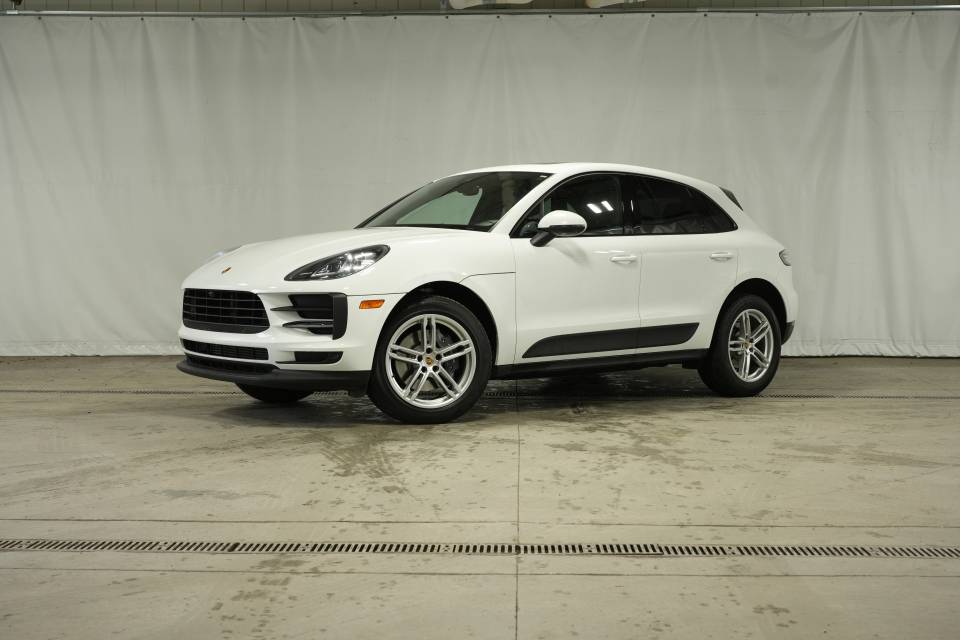2021 Porsche Macan Base