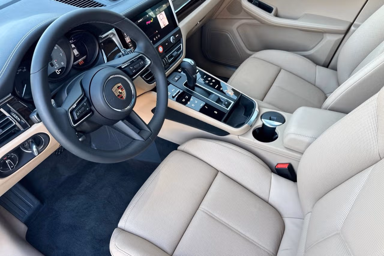 2026 Porsche Macan S - Photo 28