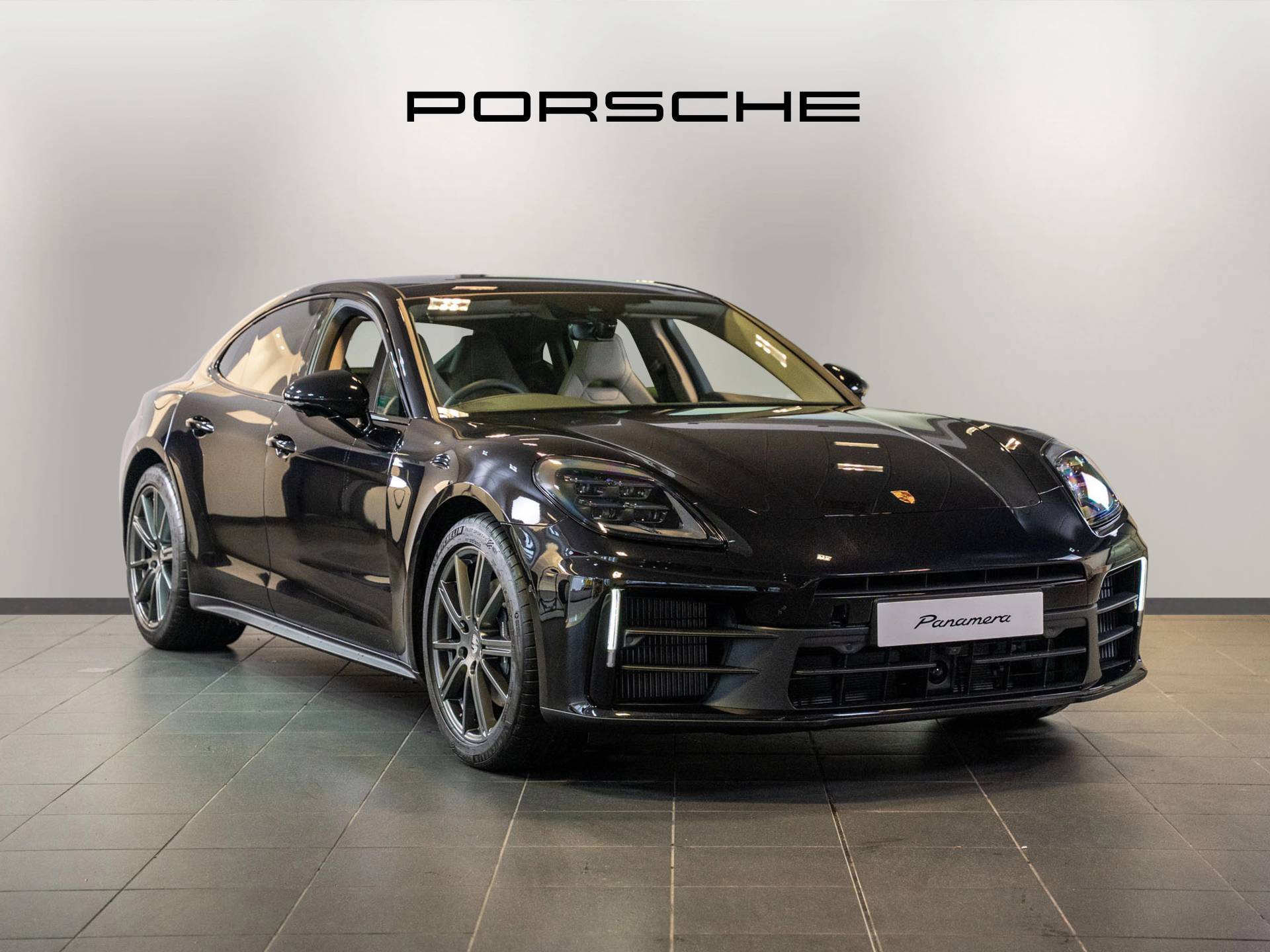 Panamera 4, photo 1 of 40