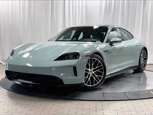 2025 Porsche Taycan GTS - Photo 6