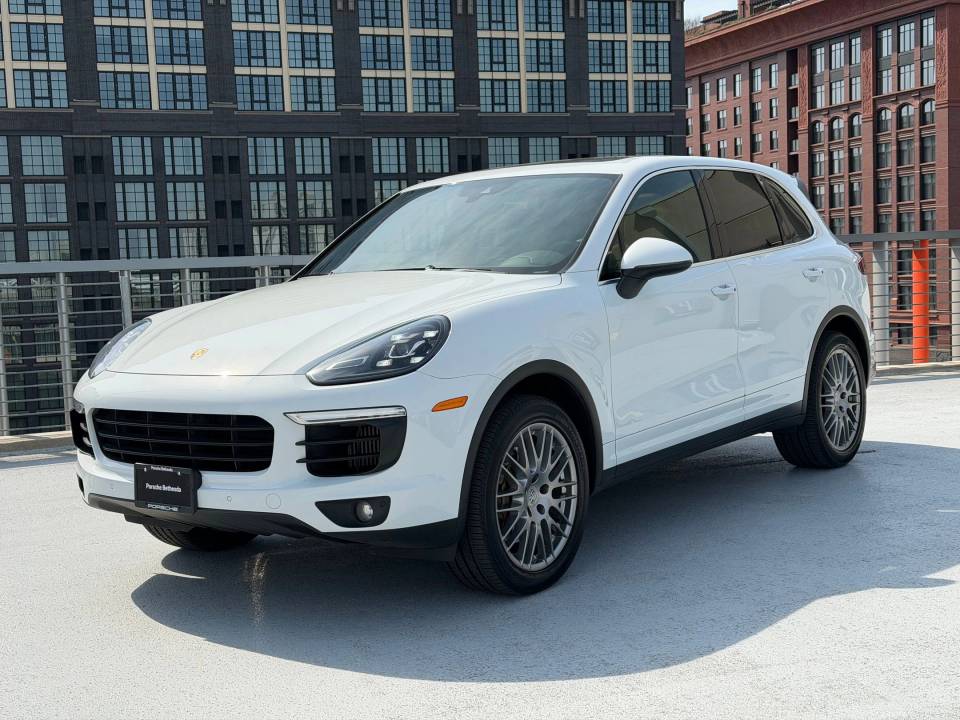 2016 Porsche Cayenne S