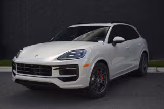 2026 Porsche Cayenne S's photo
