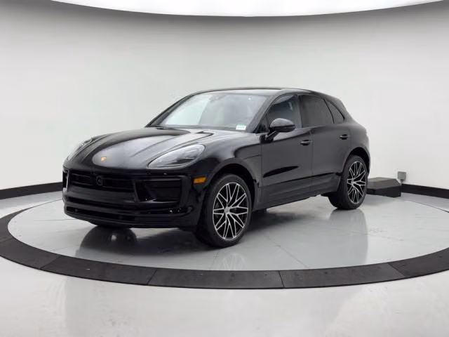 2026 Porsche Macan Base - Photo 2