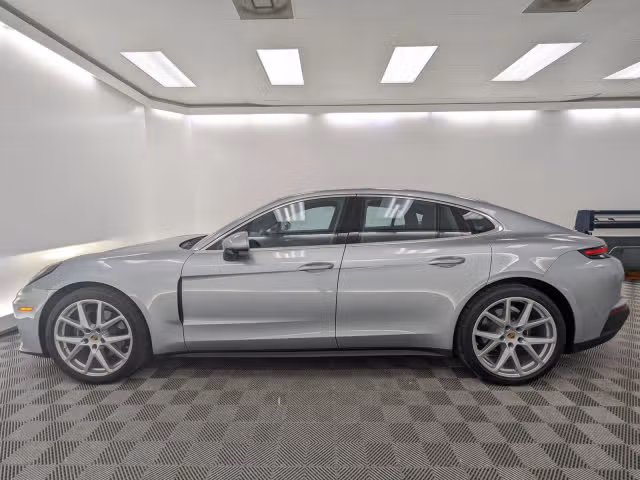 2025 Porsche Panamera Base - Photo 10