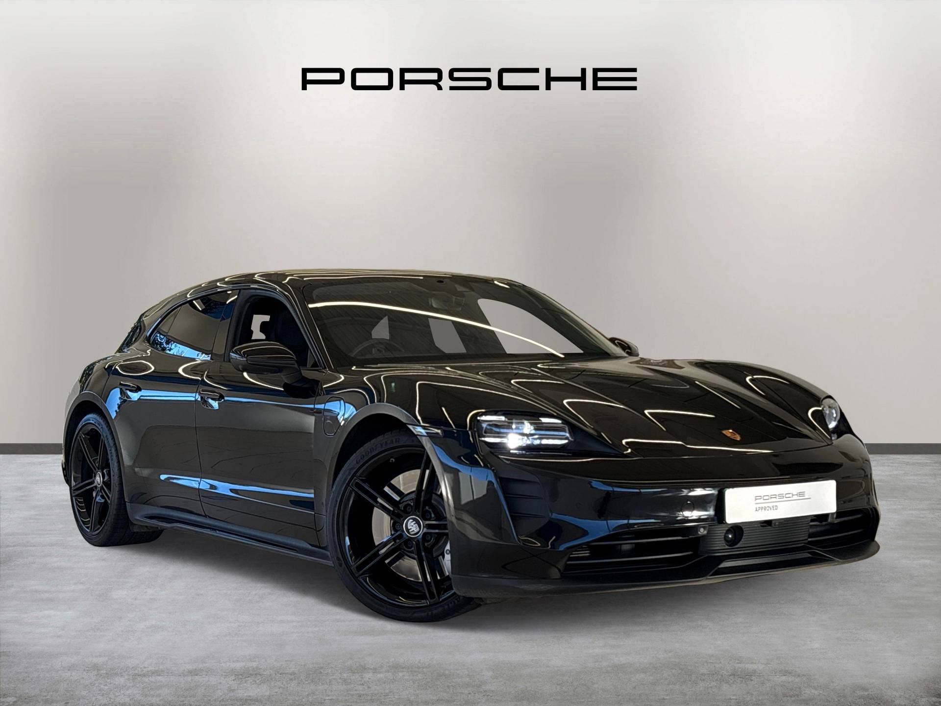 Taycan 4S Sport Turismo, photo 1 of 43