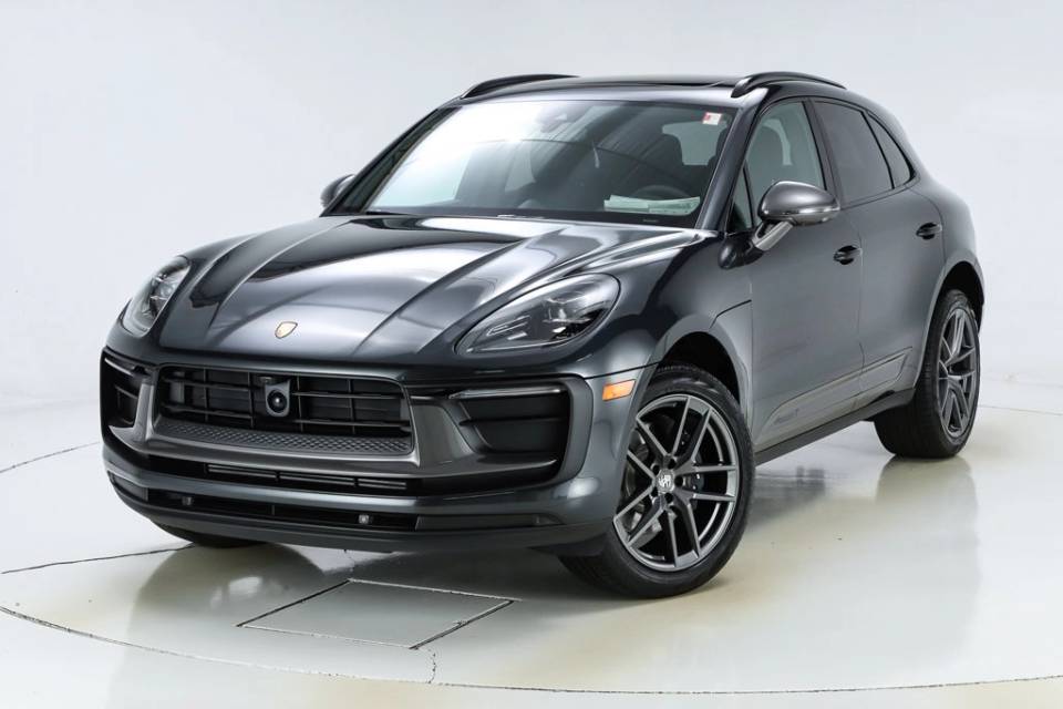 2026 Porsche Macan