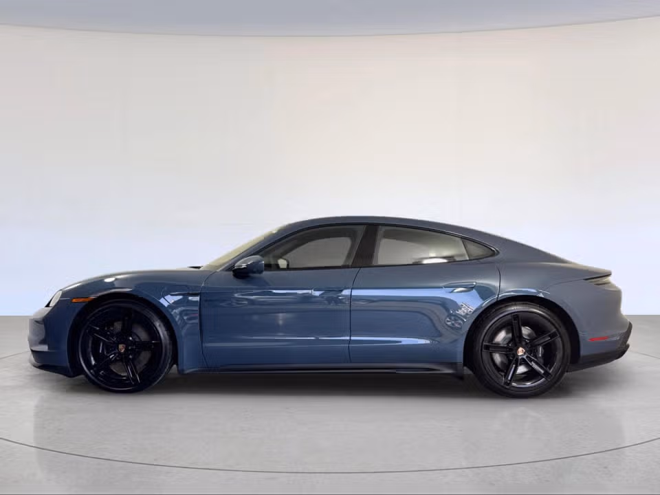 2026 Porsche Taycan GTS - Photo 11
