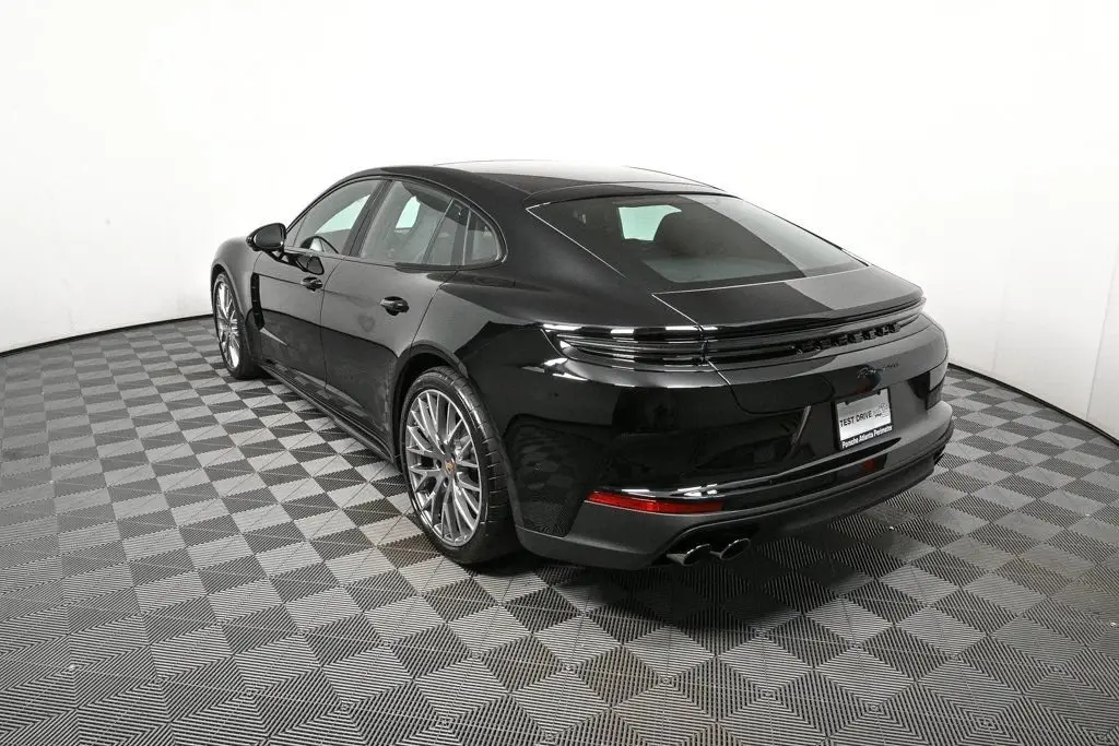 2026 Porsche Panamera Base - Photo 24